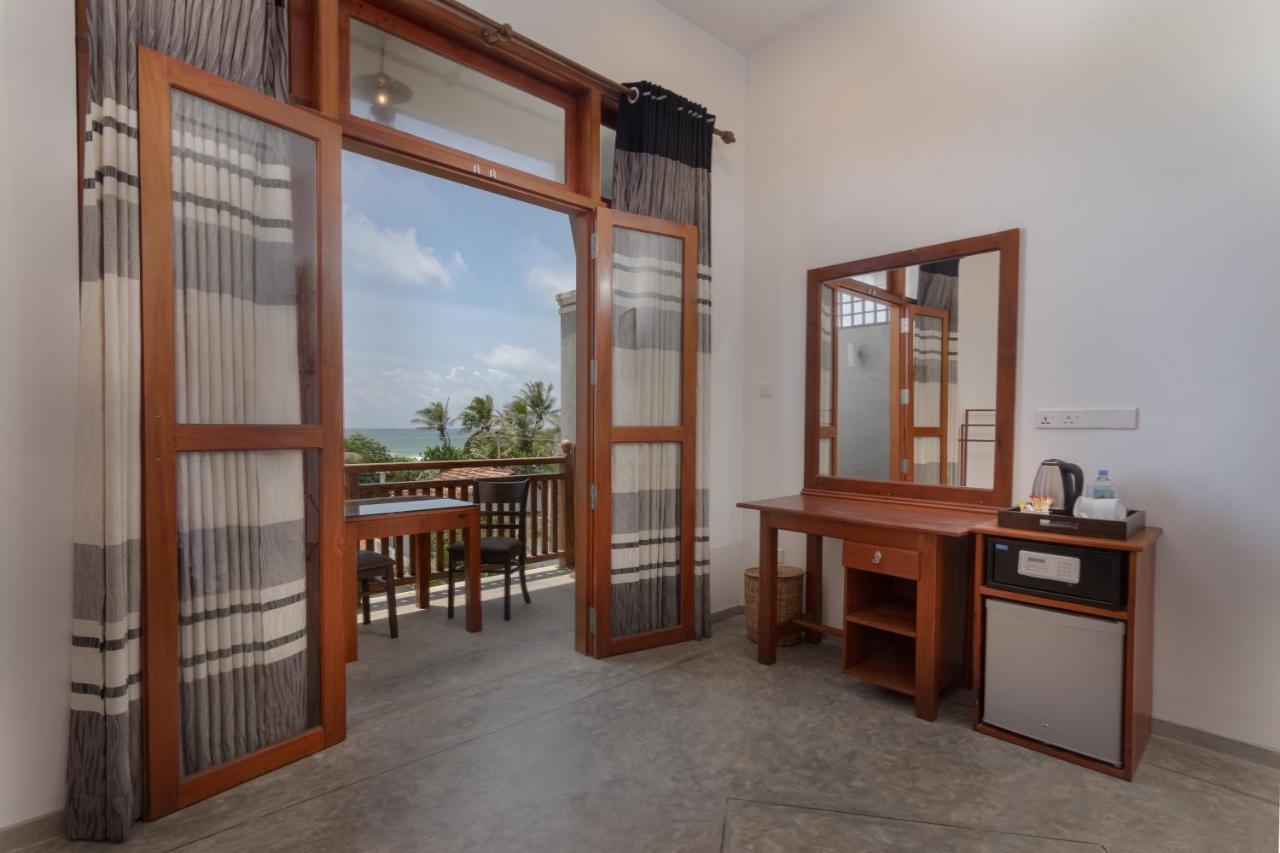 Samaraana Hotel Ahangama Ngoại thất bức ảnh
