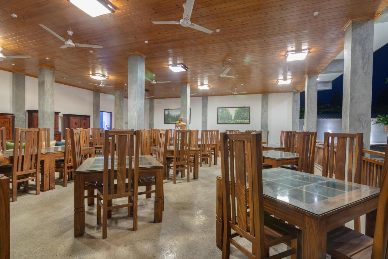 Samaraana Hotel Ahangama Ngoại thất bức ảnh