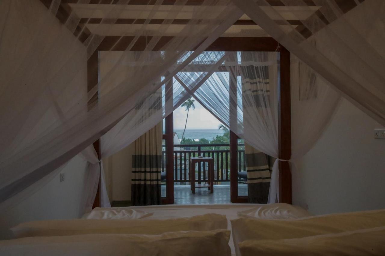 Samaraana Hotel Ahangama Ngoại thất bức ảnh