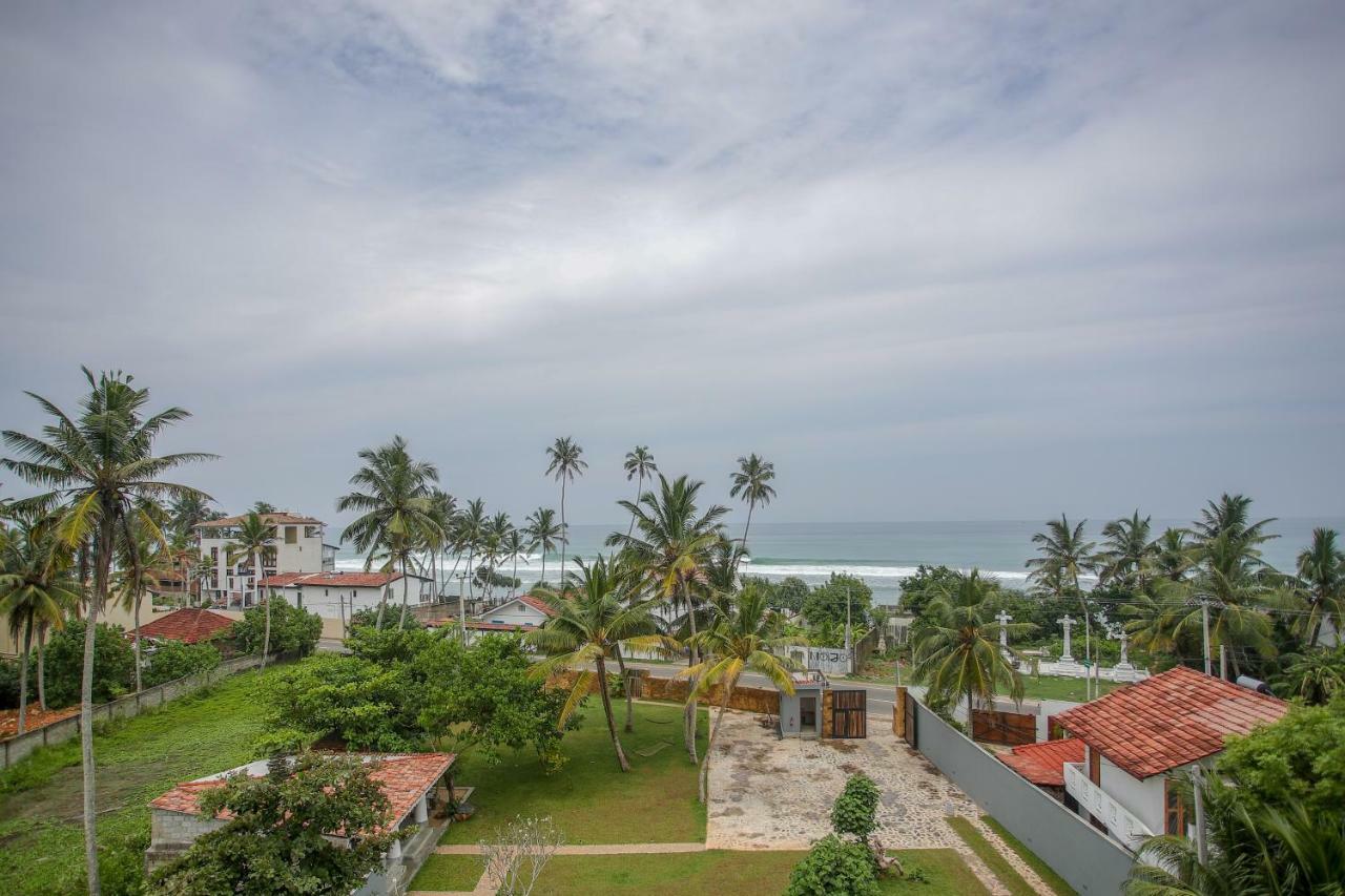 Samaraana Hotel Ahangama Ngoại thất bức ảnh